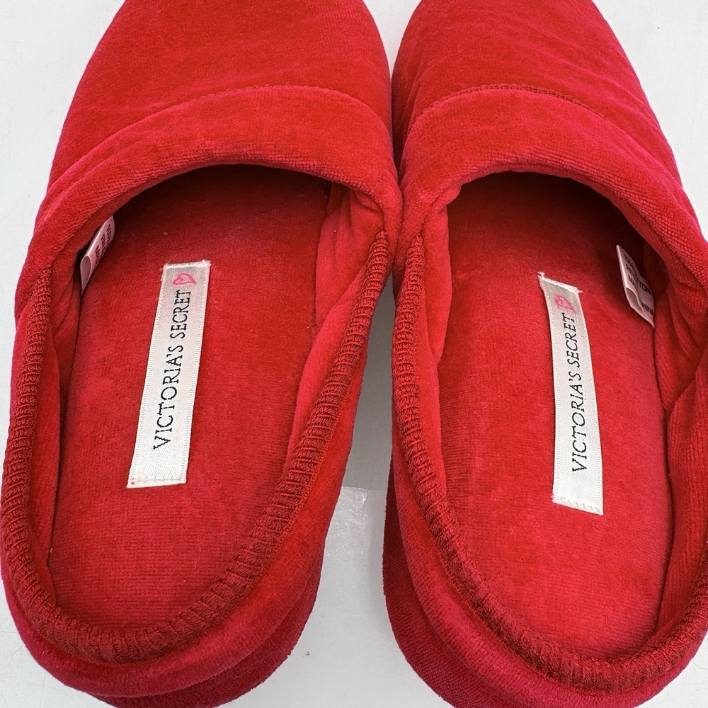 Victoria's Secret Slippers Womens Medium Red Velour Mule House Shoes - Picture 5 of 9